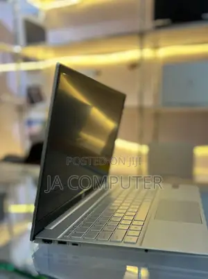 New Laptop HP Pavilion 15 16GB AMD Ryzen 7 SSD 512GB