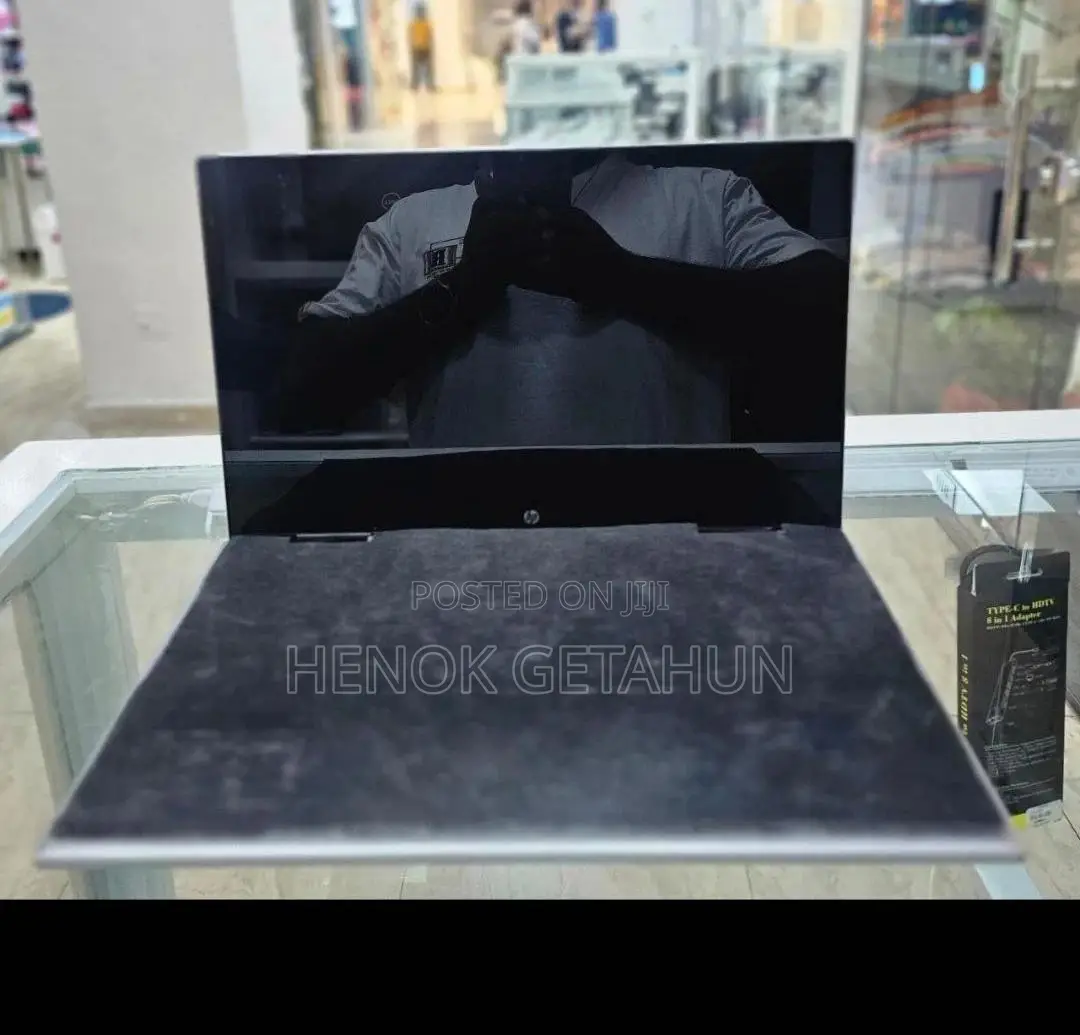 New Laptop HP Pavilion 15 8GB Intel Core i5 SSD 512GB