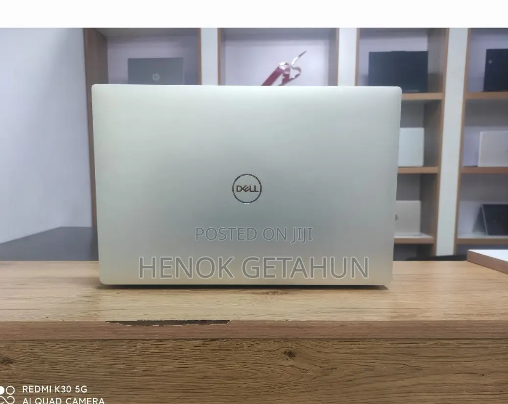New Laptop Dell XPS 15 32GB Intel Core I7 SSD 512GB