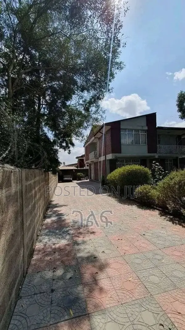 5bdrm House in አያት ኮምፓውንድ ውስጥ G+1, Yeka for sale