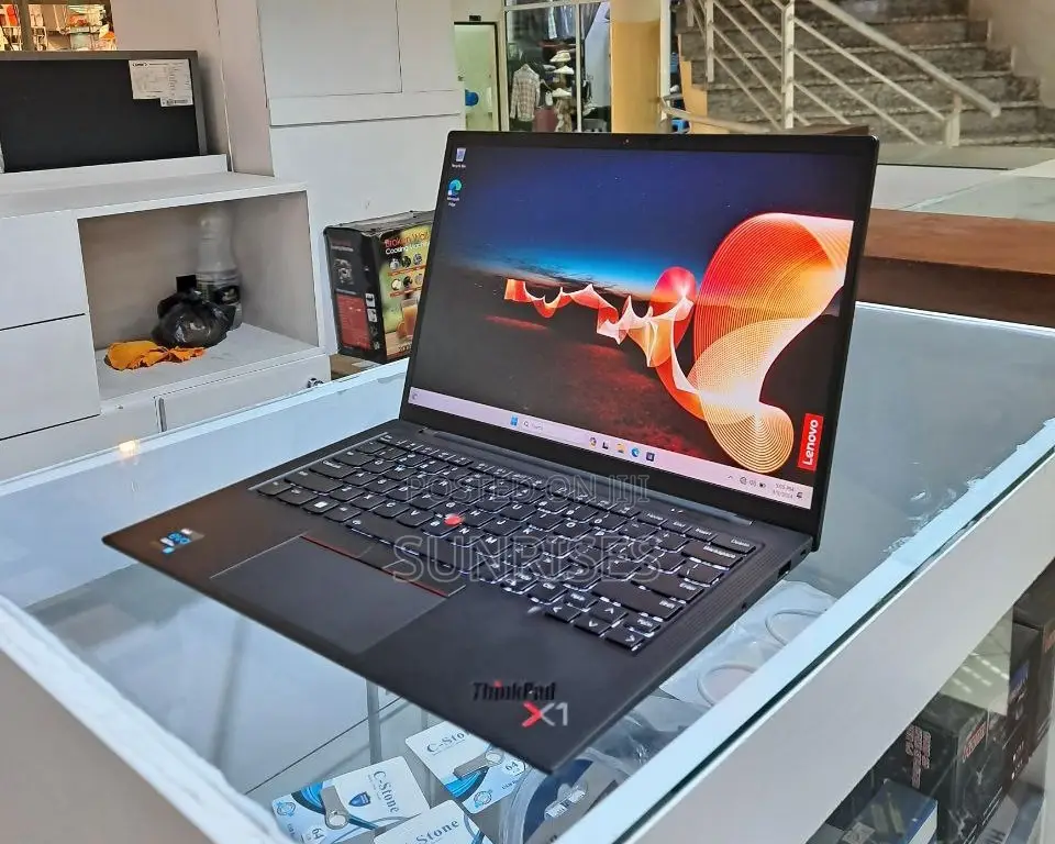 New Laptop Lenovo ThinkPad X1 Carbon 16GB Intel Core I7 SSD 512GB