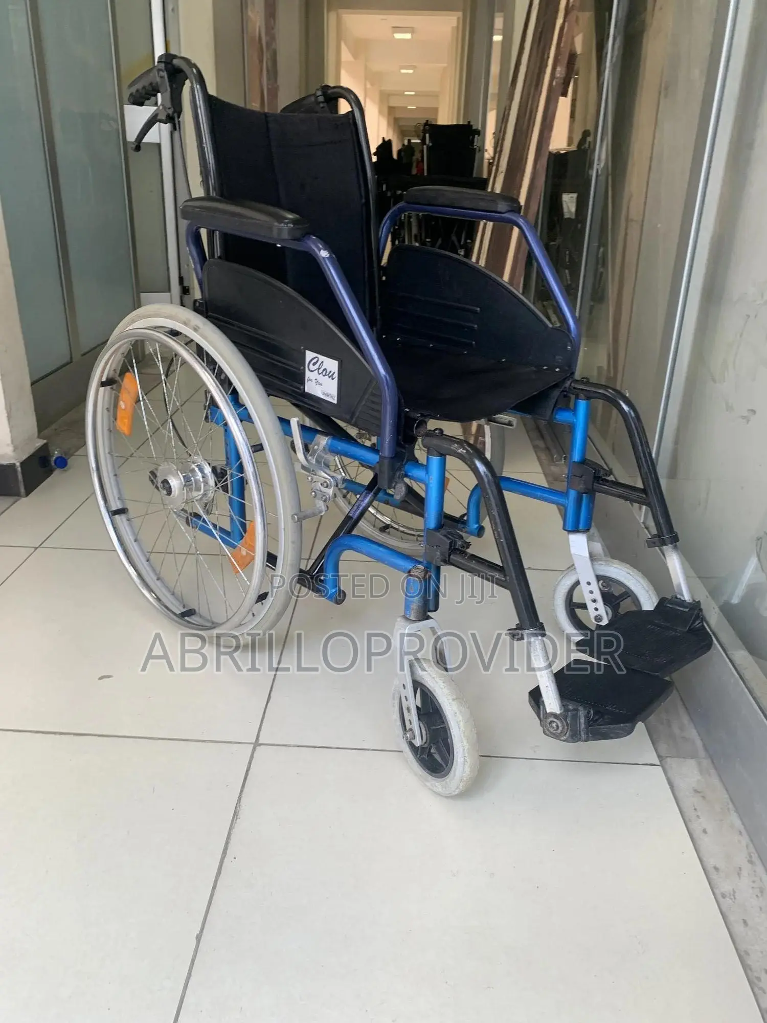 Jaguar - Ultimate Comfor T#Black Wheelchair|Used`Wheelchair