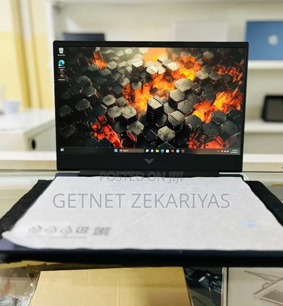 New Laptop HP Victus 15 8GB Intel Core I5 SSD 512GB