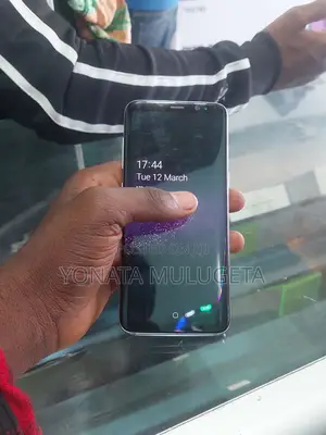 Photo - Samsung Galaxy S8 64 GB Black