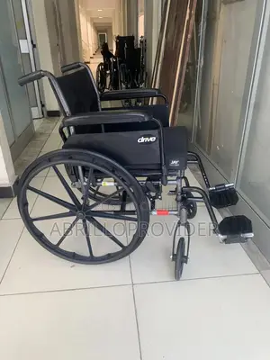 18” Standard Wheelchair |Clinic Supply|Wheelchair|Wheelchair