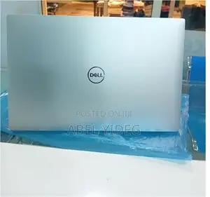 New Laptop Dell XPS 15 32GB Intel Core I7 SSD 1T