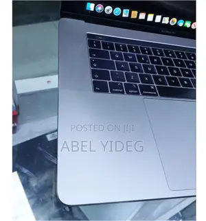 New Laptop Apple MacBook Pro 2019 32GB Intel Core I9 SSD 1T