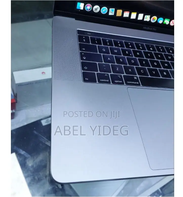 New Laptop Apple MacBook Pro 2019 32GB Intel Core I9 SSD 1T