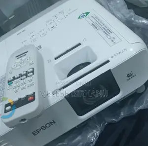 New EPSON Eb-X39 Projector