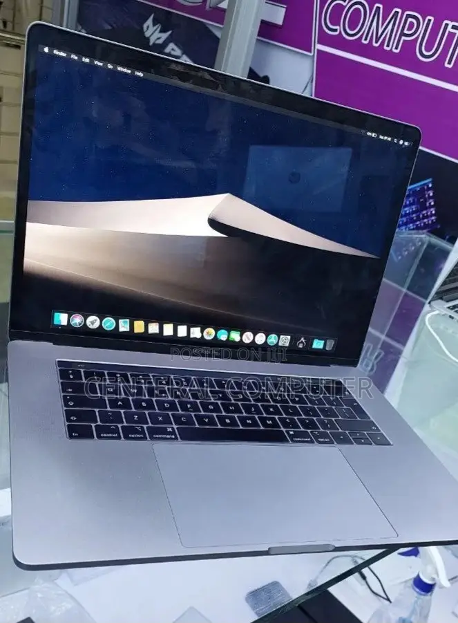 New Laptop Apple MacBook Pro 2019 32GB Intel Core I9 SSD 1T