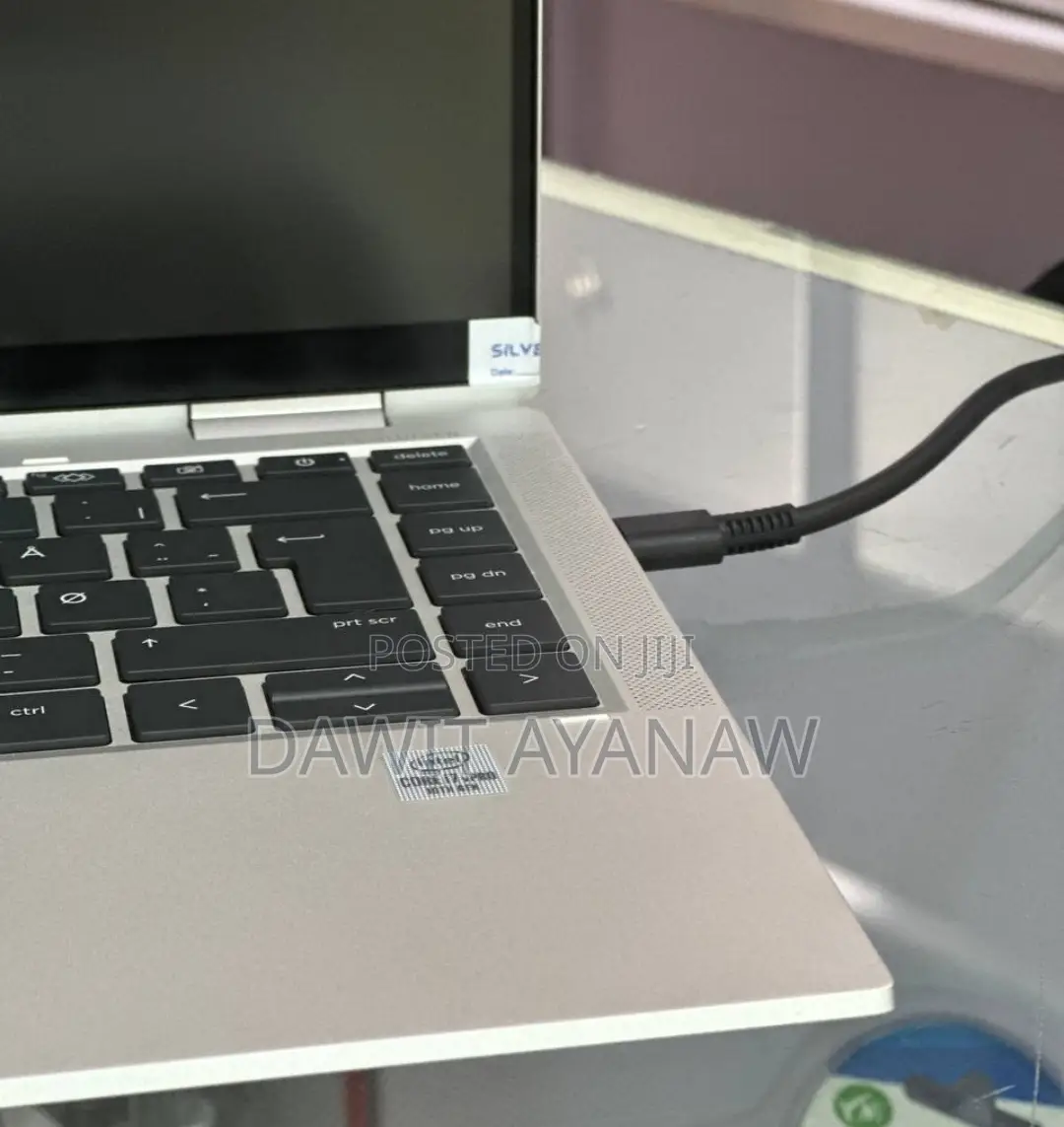 New Laptop HP 16GB Intel Core I7 SSD 256GB