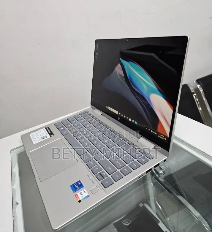 New Laptop HP Envy X360 16GB Intel Core I7 SSD 1T