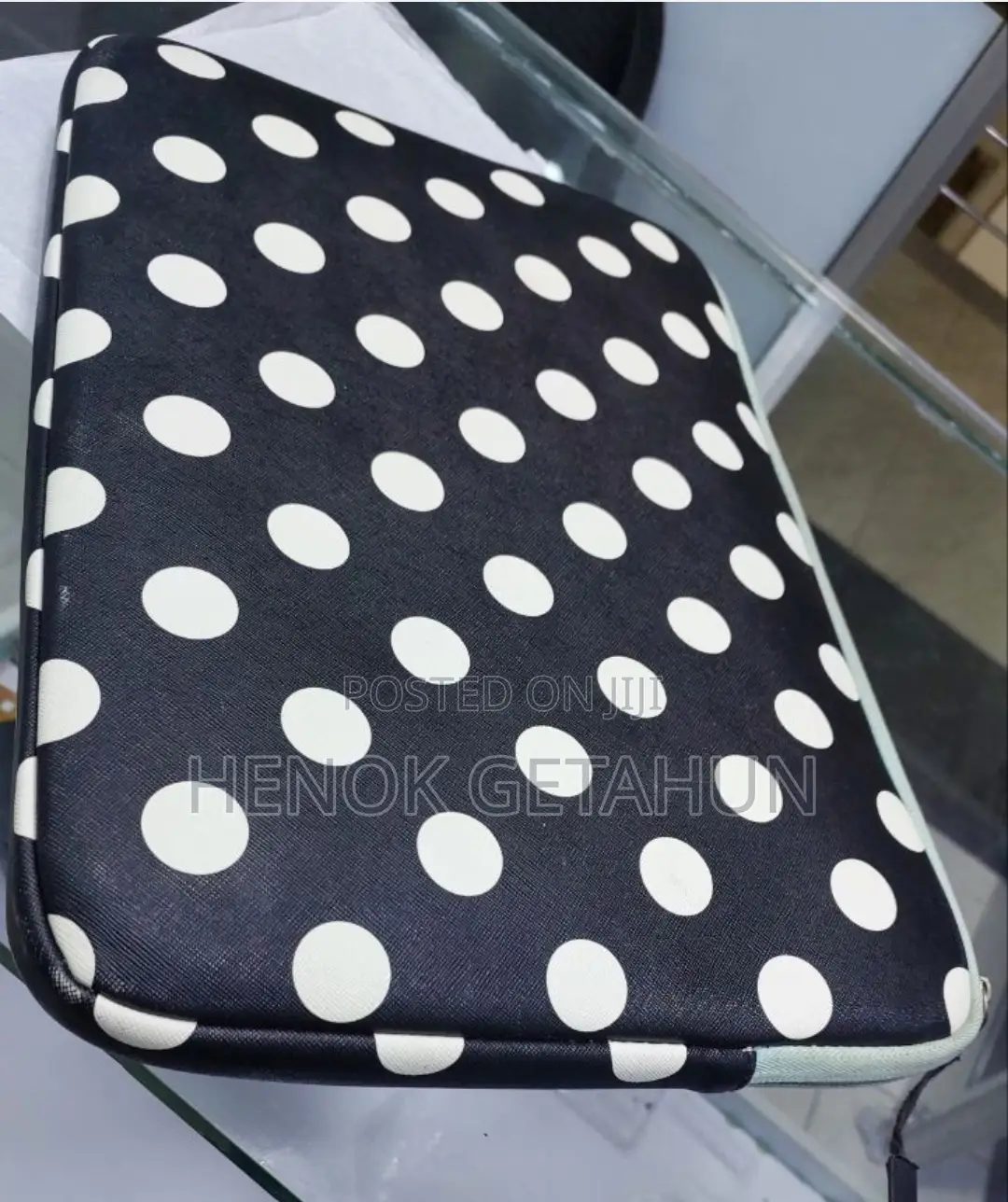 New Laptop Apple MacBook Pro 2019 32GB AMD Ryzen 9 SSD 1T