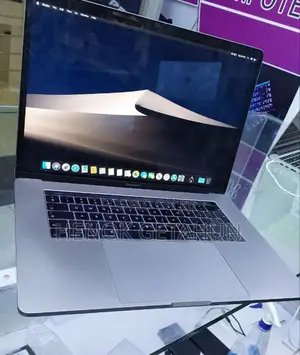 Photo - New Laptop Apple MacBook Pro 2019 32GB AMD Ryzen 9 SSD 1T