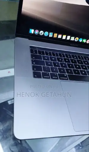 New Laptop Apple MacBook Pro 2019 32GB AMD Ryzen 9 SSD 1T
