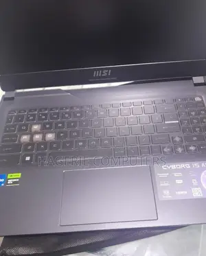 New Laptop MSI 16GB Intel Core I7 SSD 512GB