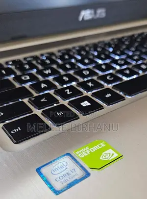 New Laptop Asus 8GB Intel Core I7 HDD 1T