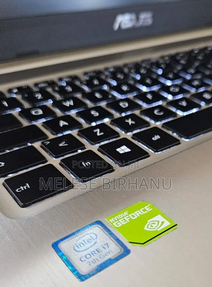 New Laptop Asus 8GB Intel Core I7 HDD 1T