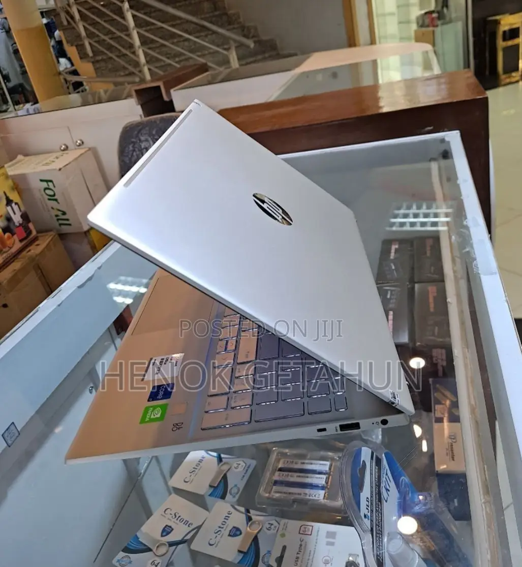 New Laptop HP Pavilion 15 16GB Intel Core I7 SSD 512GB