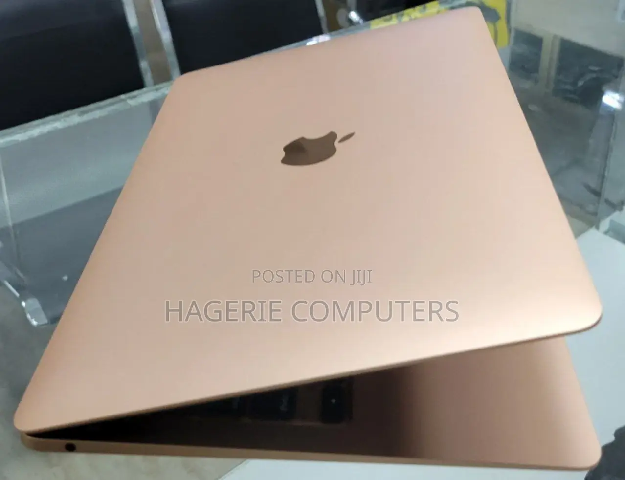 New Laptop Apple MacBook Air 8GB Apple M1 SSD 256GB