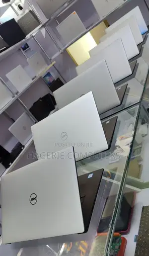 New Laptop Dell XPS 15 32GB Intel Core I7 SSD 1T