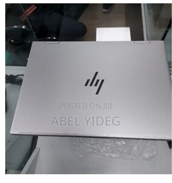 New Laptop HP Envy X360 8GB Intel Core I7 SSD 512GB