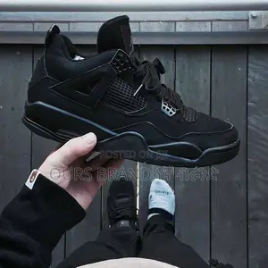 Photo - Master Quality Air Jordan 4 Black Cat