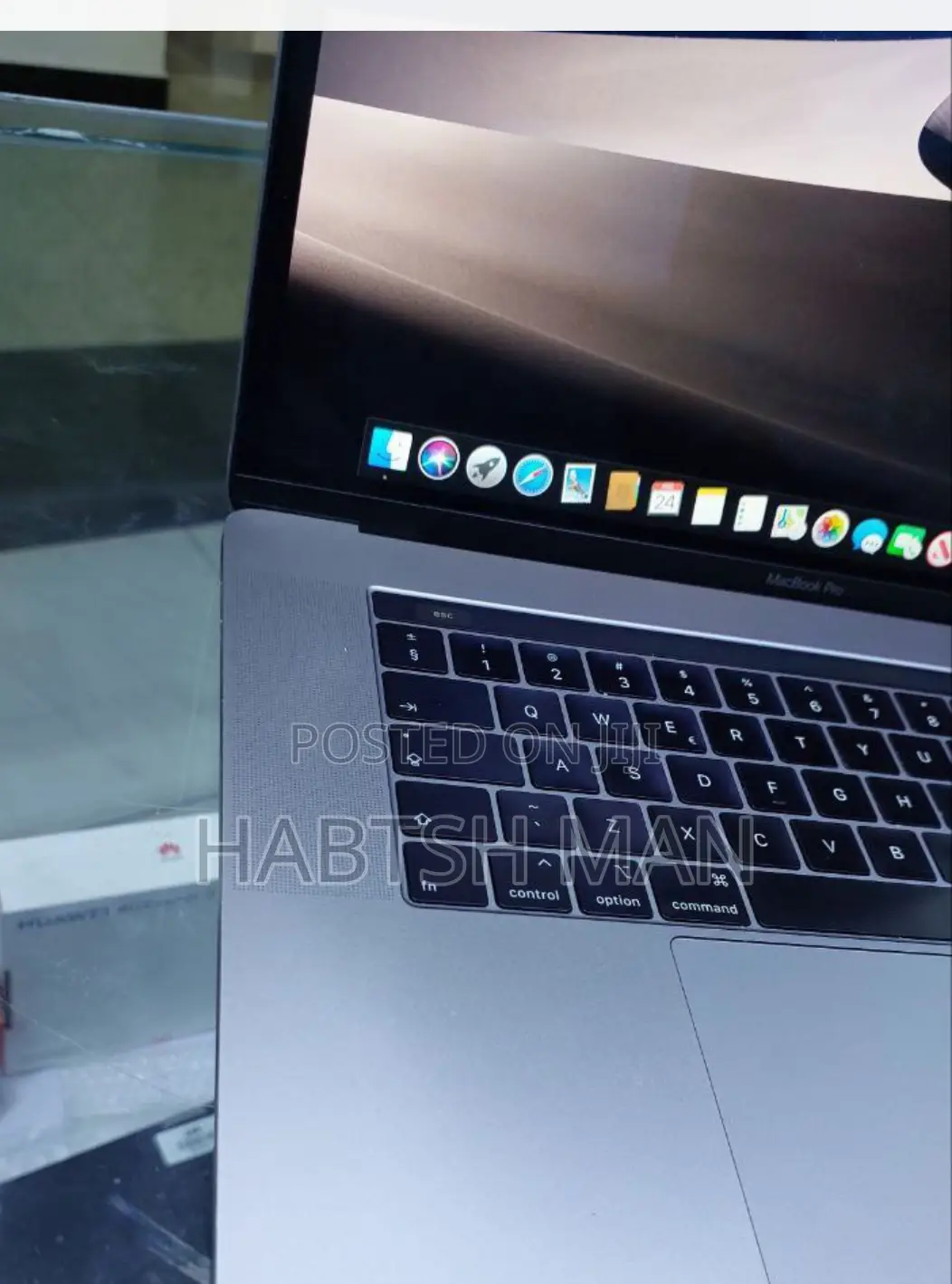 New Laptop Apple MacBook Pro 2019 32GB Intel Core I9 SSD 1T