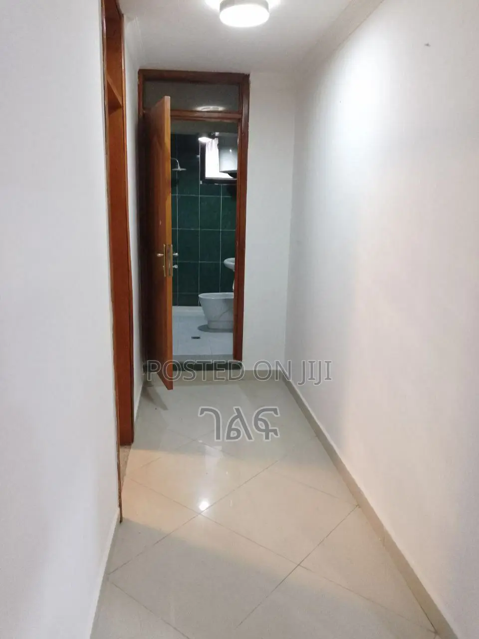 3bdrm Apartment in Cmc የተባበሩት አካባቢ, Bole for sale