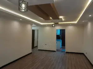 4bdrm Villa in የአያት ቪላ የታደሰ 290 ካሬ, Bole for sale