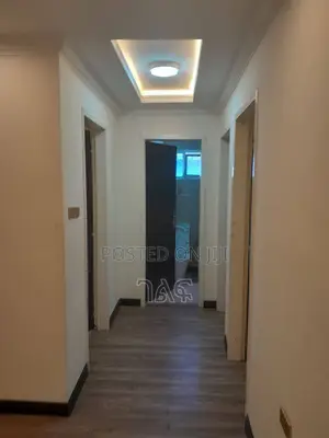 4bdrm Villa in የአያት ቪላ የታደሰ 290 ካሬ, Bole for sale