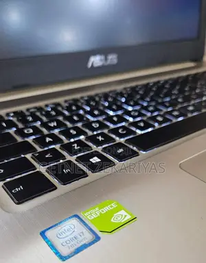 New Laptop Asus VivoBook 15 X505BA 8GB Intel Core I7 SSD 1T