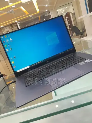 New Laptop Huawei Matebook D 15 8GB Intel Core I5 SSD 512GB