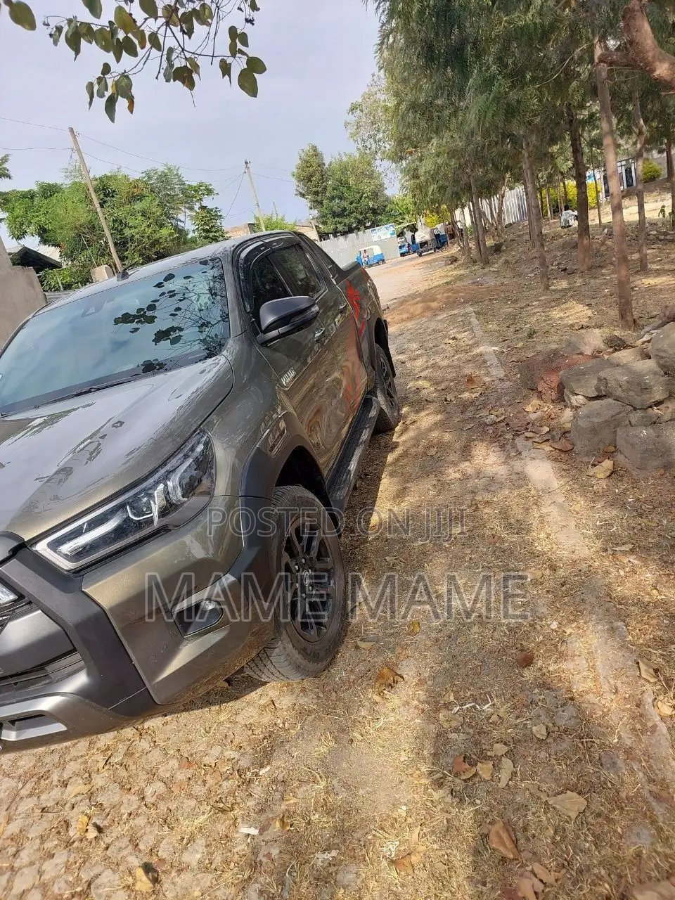 New Toyota Hilux 2023 Gray