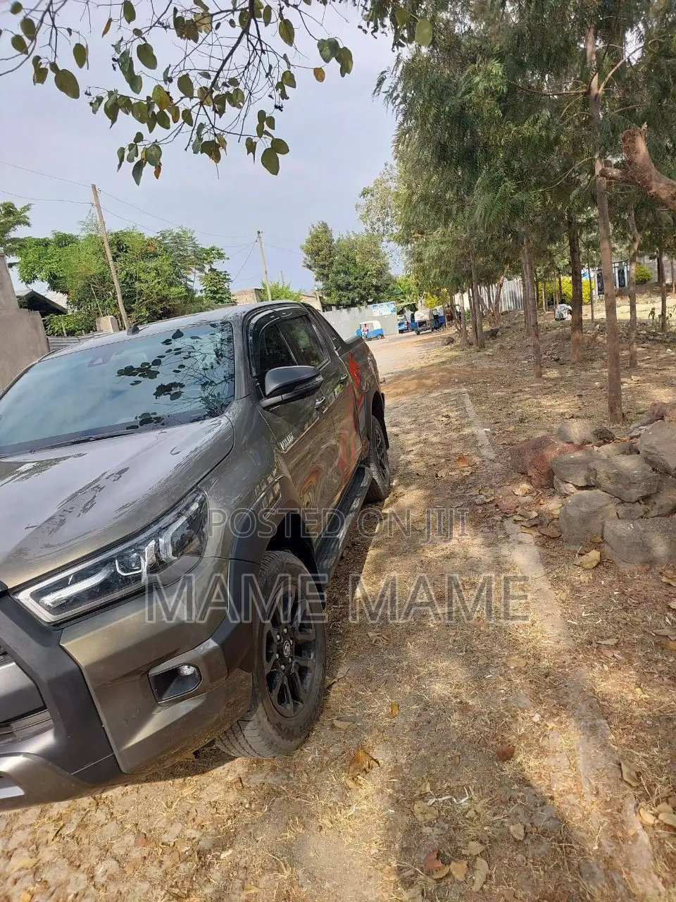 New Toyota Hilux 2023 Gray
