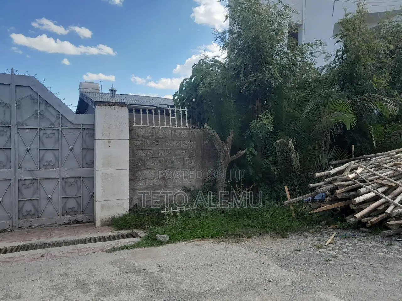 3bdrm Villa in የሚሸጥ ቪላ አያት ግቢ, Bole for sale