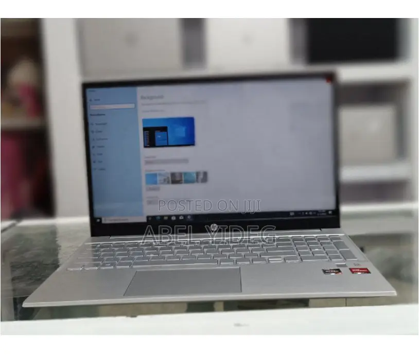 New Laptop HP Pavilion 15 8GB AMD Ryzen 3 SSD 256GB