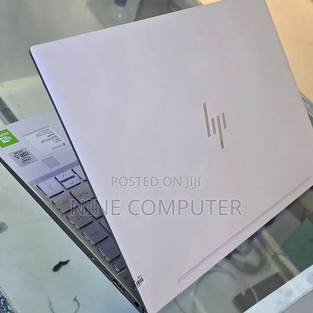 New Laptop HP Envy 13 8GB Intel Core I5 SSD 512GB