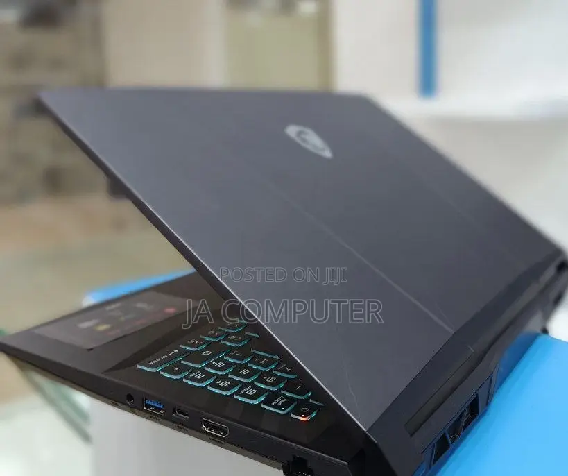 New Laptop MSI GL63 8RD 16GB Intel Core I9 SSD 1T