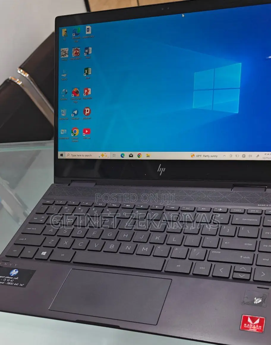 New Laptop HP Envy X360 8GB AMD Ryzen 5 SSD 512GB