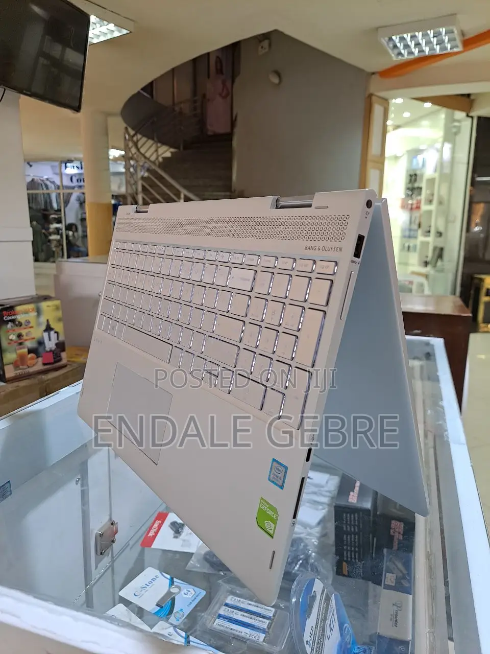 New Laptop HP Envy X360 8GB Nvidia SSD 512GB