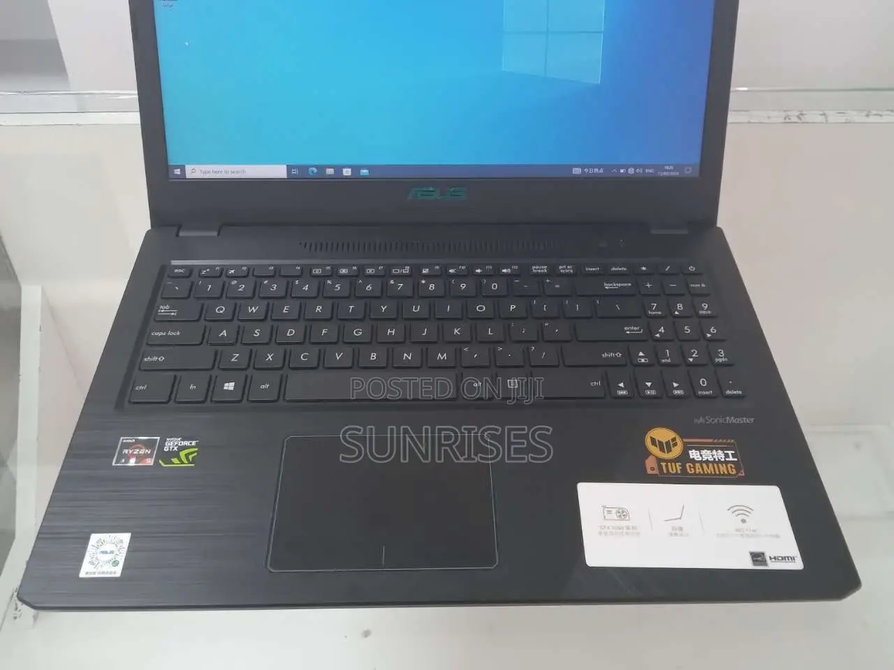 New Laptop Asus TUF Dash F15 8GB AMD Ryzen 5 SSD 256GB