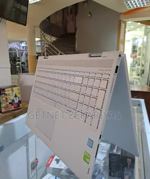 New Laptop HP Envy 15 8GB Intel Core I5 SSD 512GB