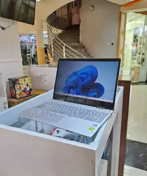 New Laptop HP Envy 15 8GB Intel Core I5 SSD 512GB