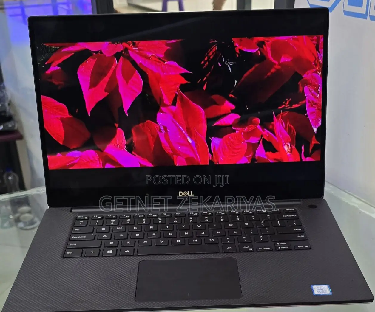 New Laptop Dell XPS 15 16GB Intel Core I9 SSD 512GB