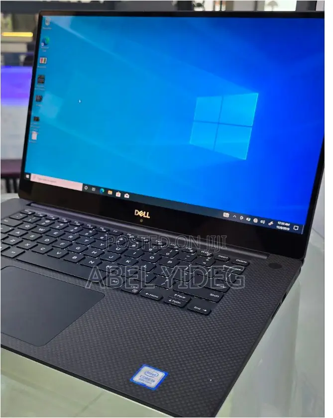 New Laptop Dell XPS 15 16GB Intel Core I9 SSD 512GB