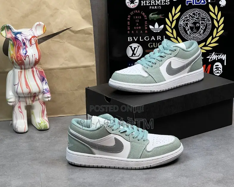 Original Air Jordan 1 Low Shoes