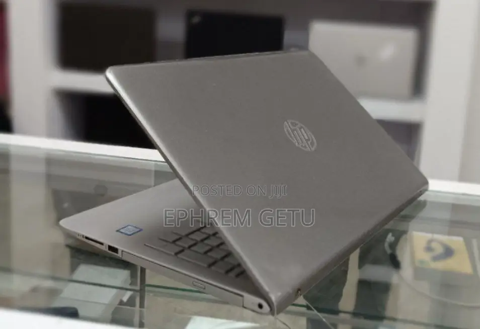 New Laptop HP Pavilion 15 8GB Intel Core I5 HDD 1T