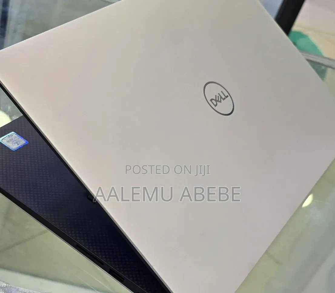New Laptop Dell XPS 15 16GB Intel Core I9 SSD 512GB