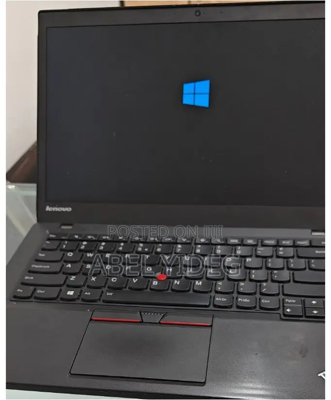 New Laptop Lenovo 8GB Intel Core I7 HDD 1T